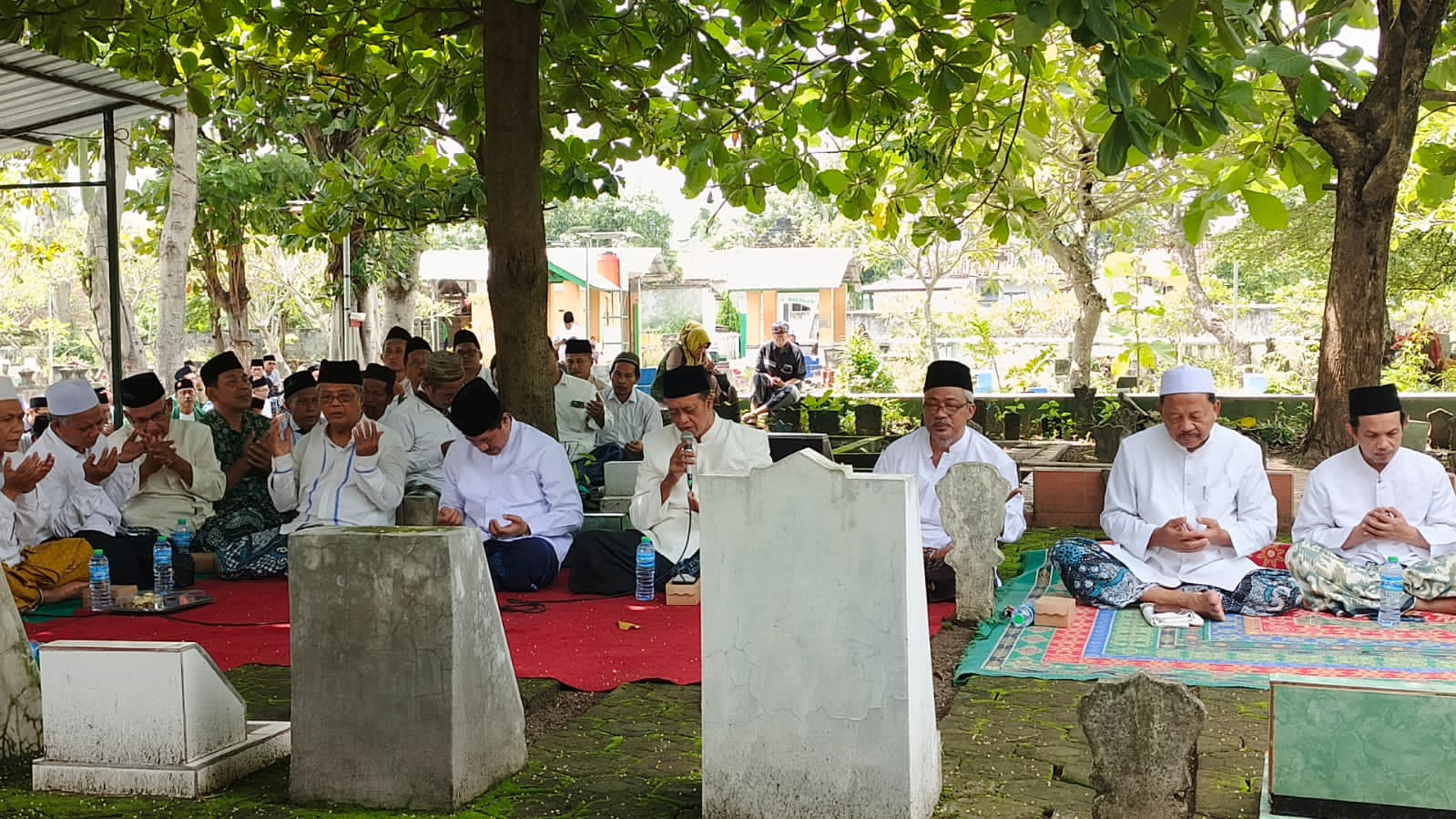 DARI DESA UNTUK DUNIA: KH Dahlan Abdul Qohar, Sang Diplomat NU Penyelamat Makam Nabi Muhammad